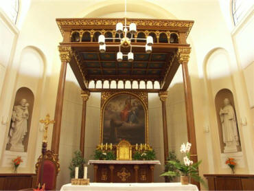 kaple interier